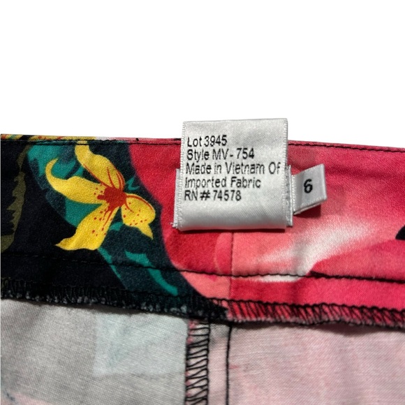 Cashe Y2K colorful pants with hibiscus flowers and invisible zippers - Picture 3 of 8